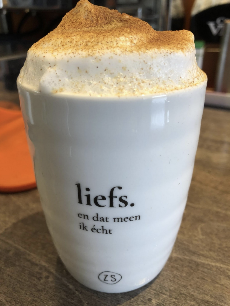 koffie bij burgerboerderij oosterwold