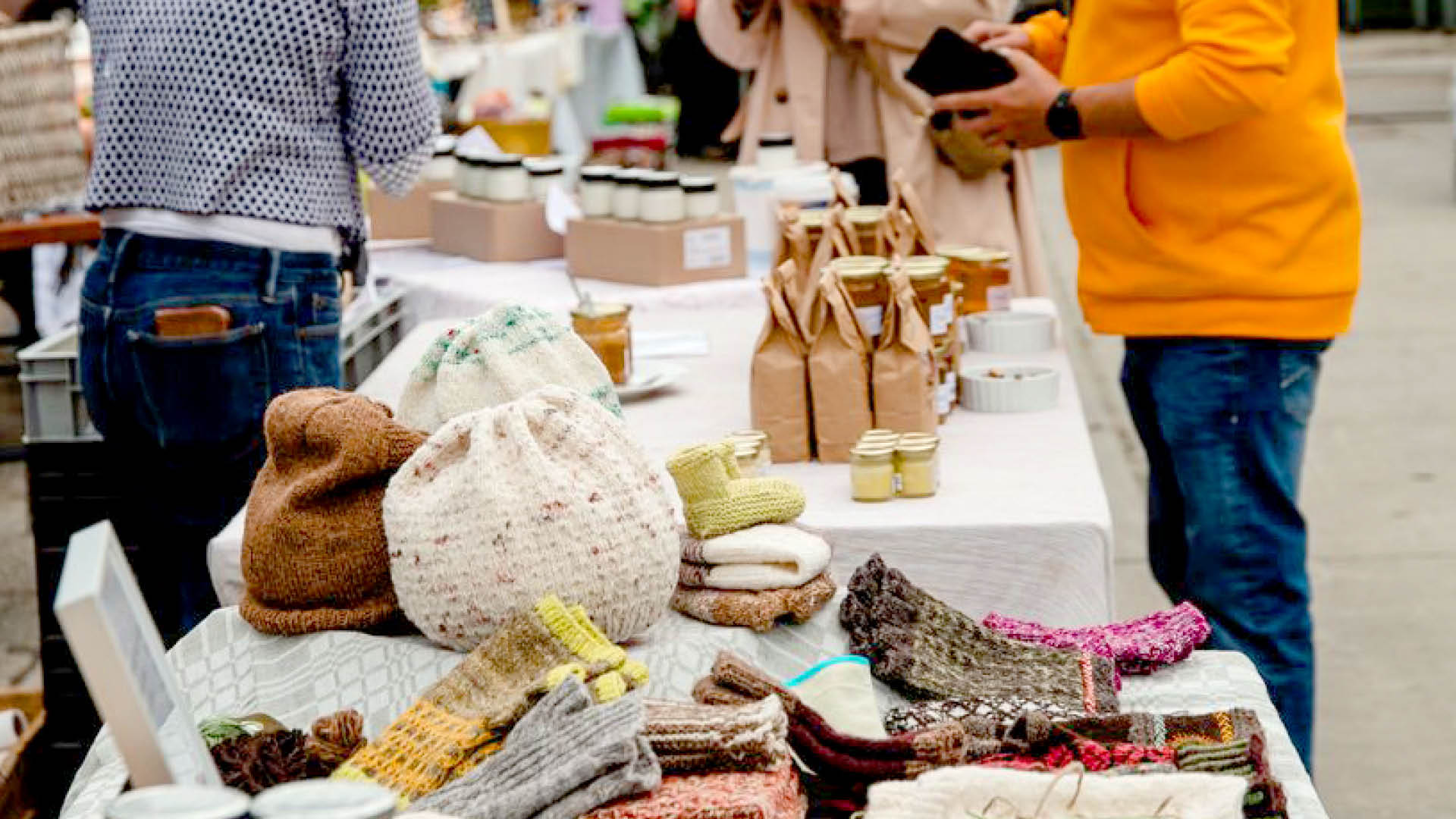 vrijmarkt bij oogstfeest Burgerboerderij Oosterwold